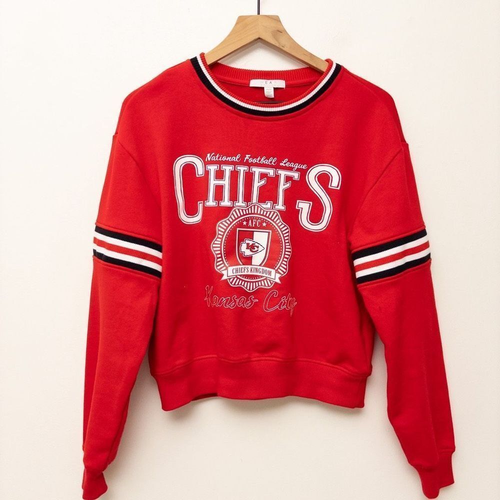 WEAR BY ERIN ANDREWS Kansas City Chiefs Woman’s Red Crest Crew Sweatshirt Size X